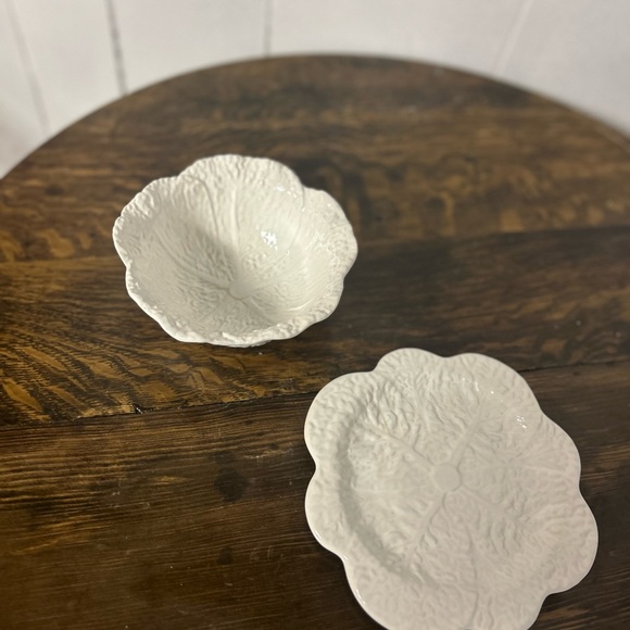 Vintage White Ceramic Cabbage Bowl and Saucer Bordallo Pineiro - Picture 3 of 8